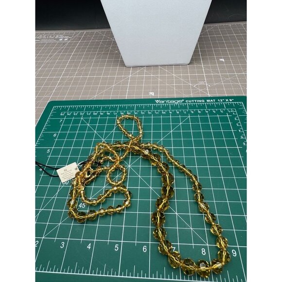 MMA Metropolitan Museum of Art 40" Carved Amber Rock Crystal Necklace with Tags - Picture 2 of 5